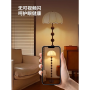 Lampadaire Blanc Moderne Minimaliste - Élégance et Fonctionnalité